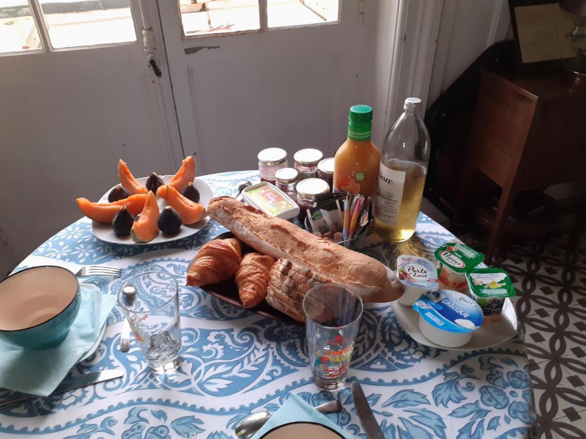 Bed and Breakfast La Fee Des Eaux Vernaison Zewnętrze zdjęcie